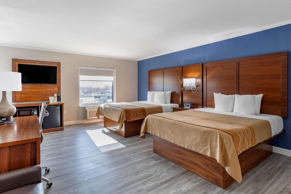 Queen Suite with Two Queen Beds - Accessible/Non Smoking interior